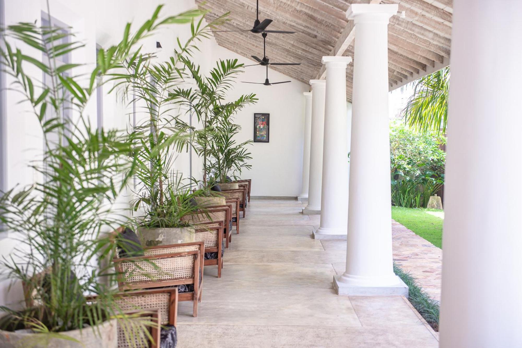 Good Story At Nirbana Island Bed & Breakfast Ahangama Exterior photo