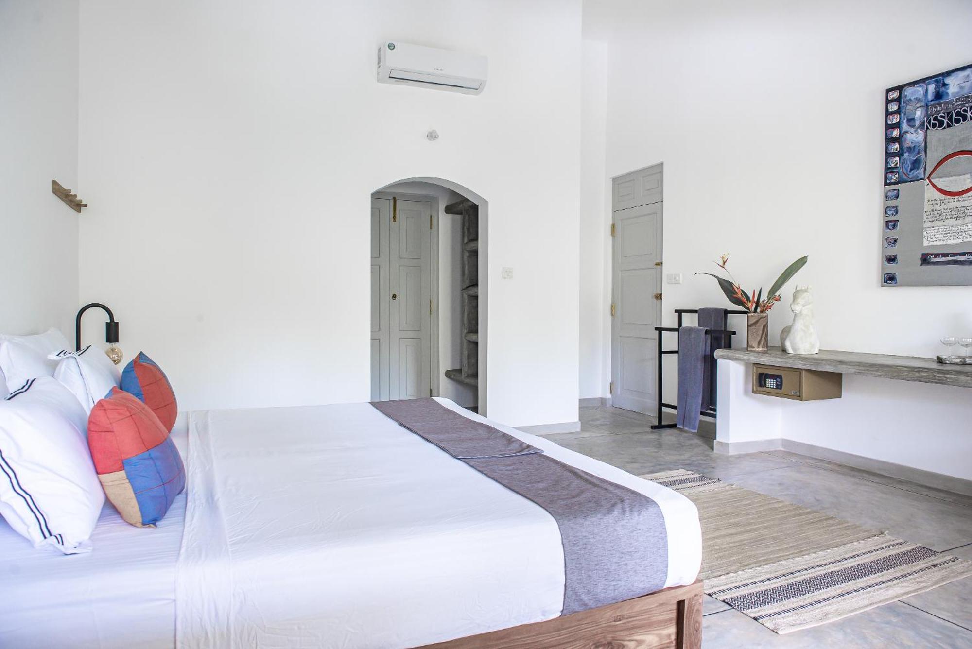 Good Story At Nirbana Island Bed & Breakfast Ahangama Exterior photo